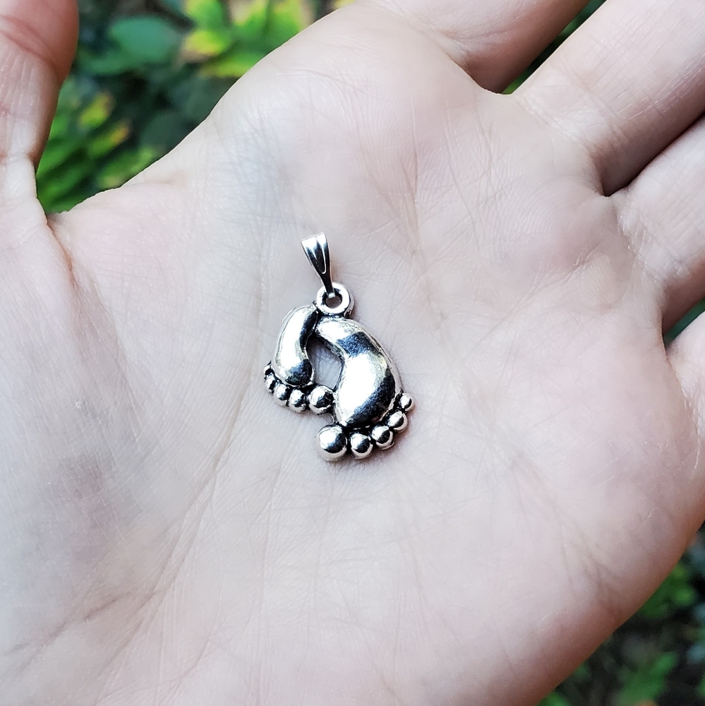NWOT Little Feet Charm - Picture 3 of 5